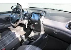 Peugeot 108 thumbnail 3