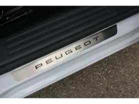 Peugeot e-2008 thumbnail 11