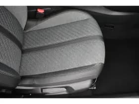 Peugeot 2008 thumbnail 4