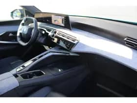 Peugeot 3008 thumbnail 3