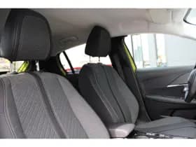 Peugeot e-208 thumbnail 3