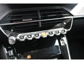 Peugeot e-208 thumbnail 21
