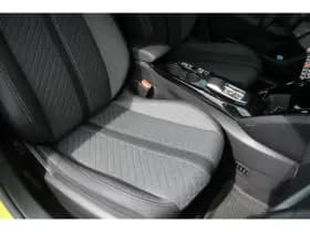 Peugeot e-208 thumbnail 4