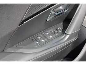 Peugeot e-2008 thumbnail 17