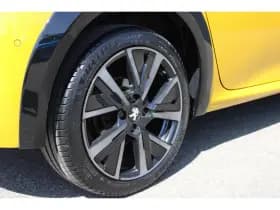 Peugeot 208 thumbnail 18