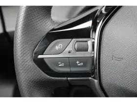 Peugeot e-2008 thumbnail 28