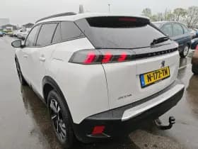Peugeot 2008 thumbnail 3