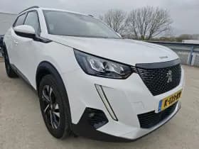 Peugeot 2008 thumbnail 2