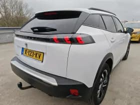 Peugeot 2008 thumbnail 3