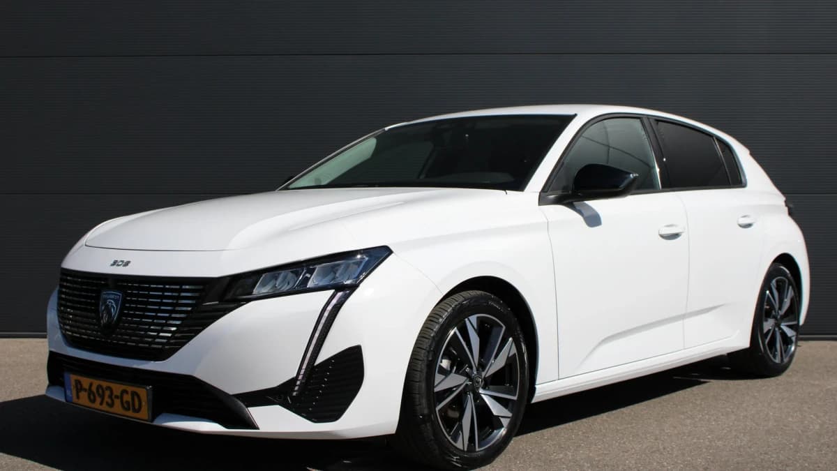 Peugeot 308 — foto 1