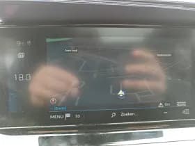 Peugeot 208 thumbnail 8