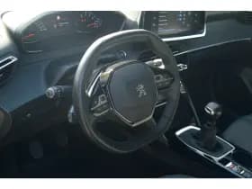 Peugeot 208 thumbnail 13