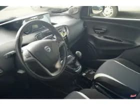 Lancia Ypsilon thumbnail 7
