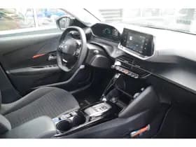 Peugeot e-208 thumbnail 11