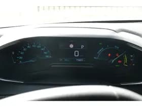 Peugeot e-208 thumbnail 12