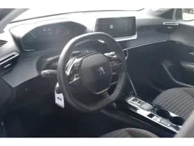 Peugeot e-208 thumbnail 6