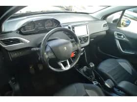 Peugeot 2008 thumbnail 11