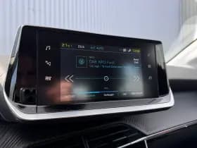 Peugeot e-208 thumbnail 17