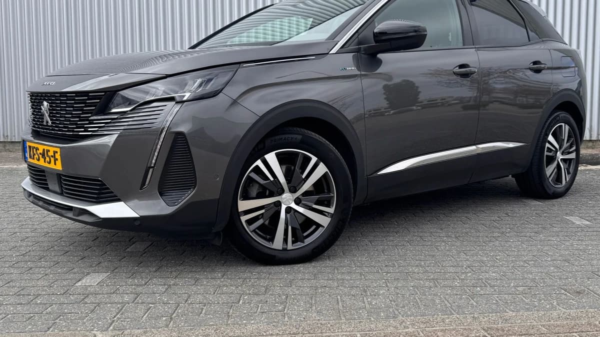 Peugeot 3008 — foto 1