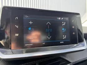 Peugeot 208 thumbnail 23