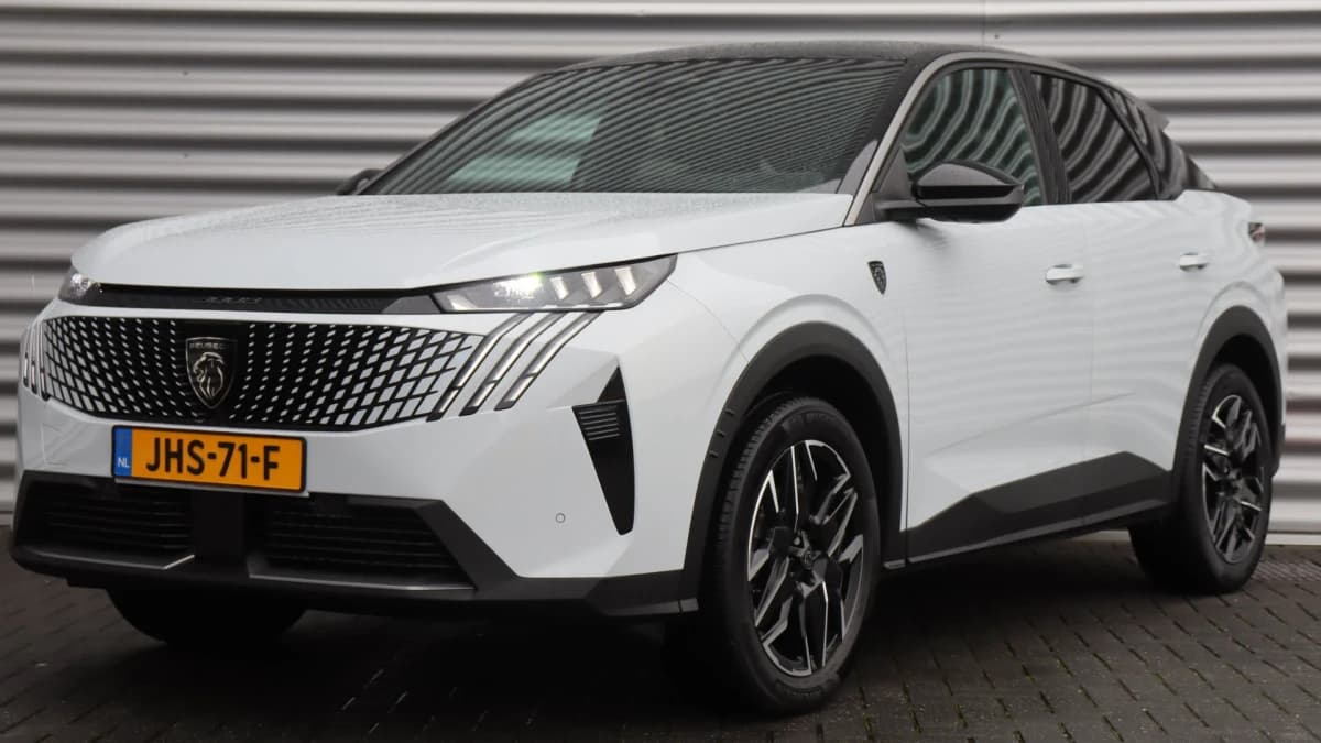 Peugeot 3008 — foto 1
