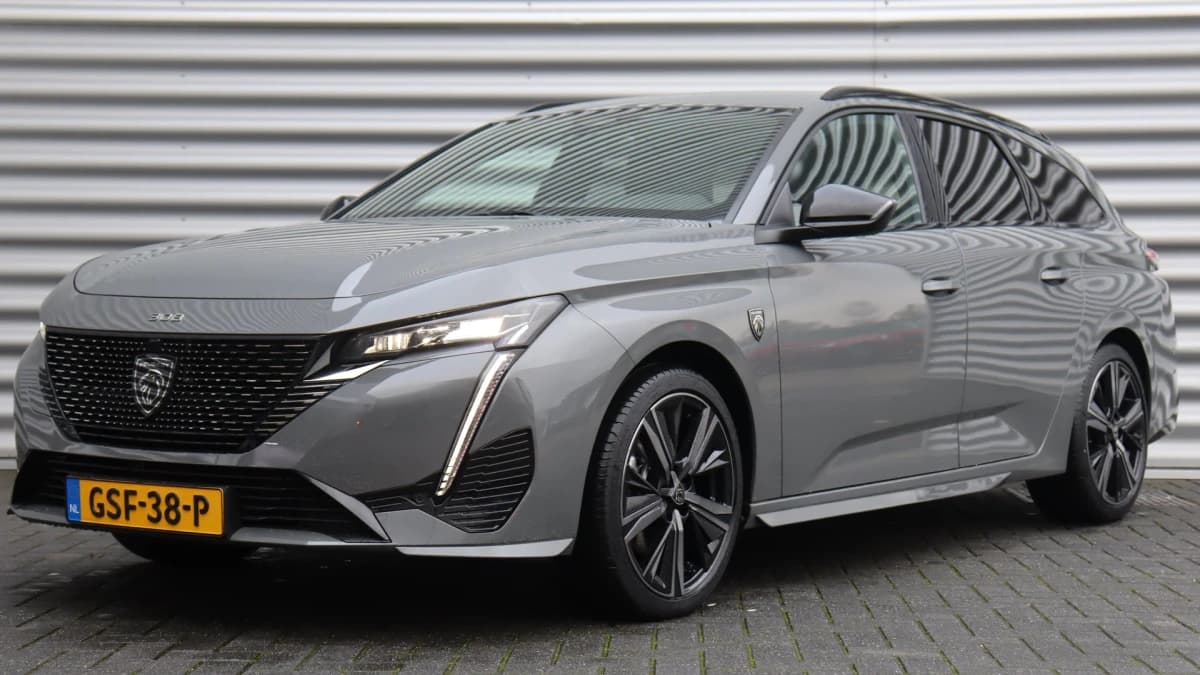 Peugeot 308 — foto 1