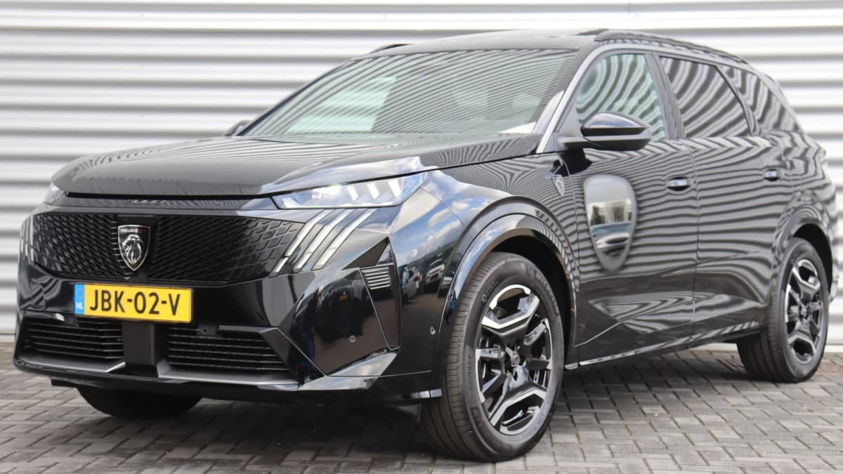 Peugeot E-5008 — foto 1