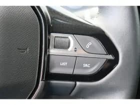 Peugeot e-208 thumbnail 24
