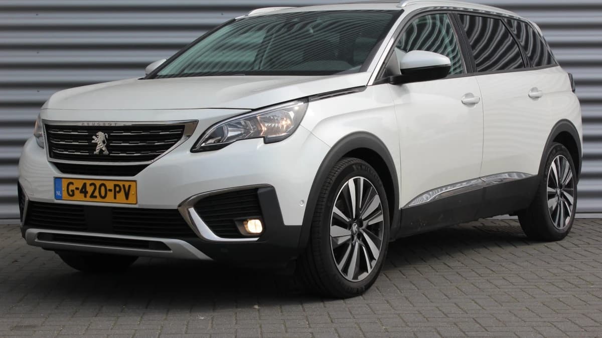 Peugeot 5008 — foto 1