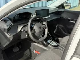 Peugeot 208 thumbnail 12