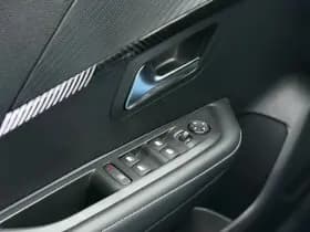Peugeot 208 thumbnail 30