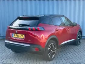 Peugeot e-2008 thumbnail 5