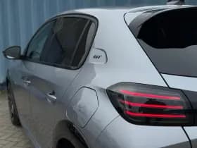 Peugeot 208 thumbnail 10