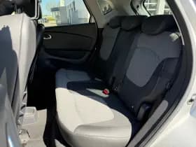 Renault Captur thumbnail 16