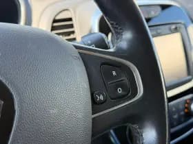 Renault Captur thumbnail 25