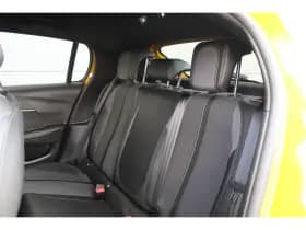 Peugeot e-208 thumbnail 3