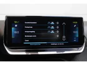 Peugeot e-208 thumbnail 30