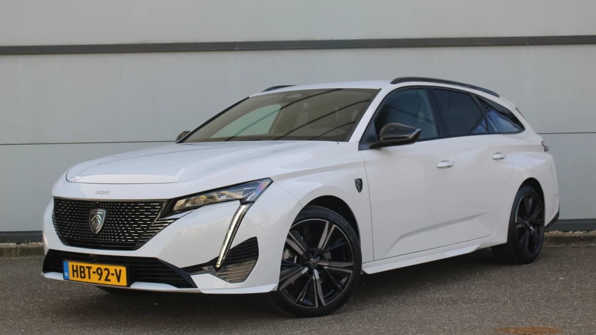 Peugeot 308 — foto 1