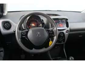 Peugeot 108 thumbnail 3