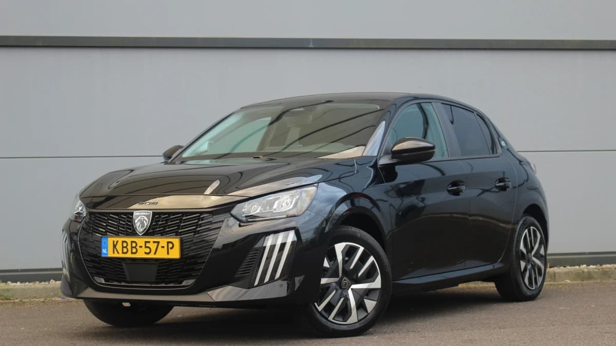 Peugeot e-208 — foto 1