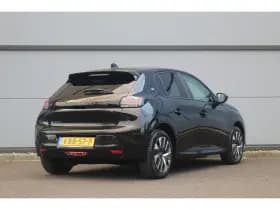 Peugeot e-208 thumbnail 2