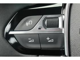 Peugeot e-208 thumbnail 16