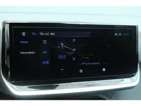 Peugeot e-208 thumbnail 22