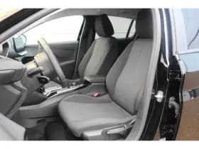 Peugeot e-208 thumbnail 5