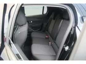 Peugeot e-208 thumbnail 6