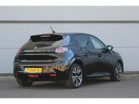 Peugeot e-208 thumbnail 2