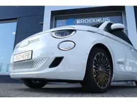 Fiat 500e thumbnail 6
