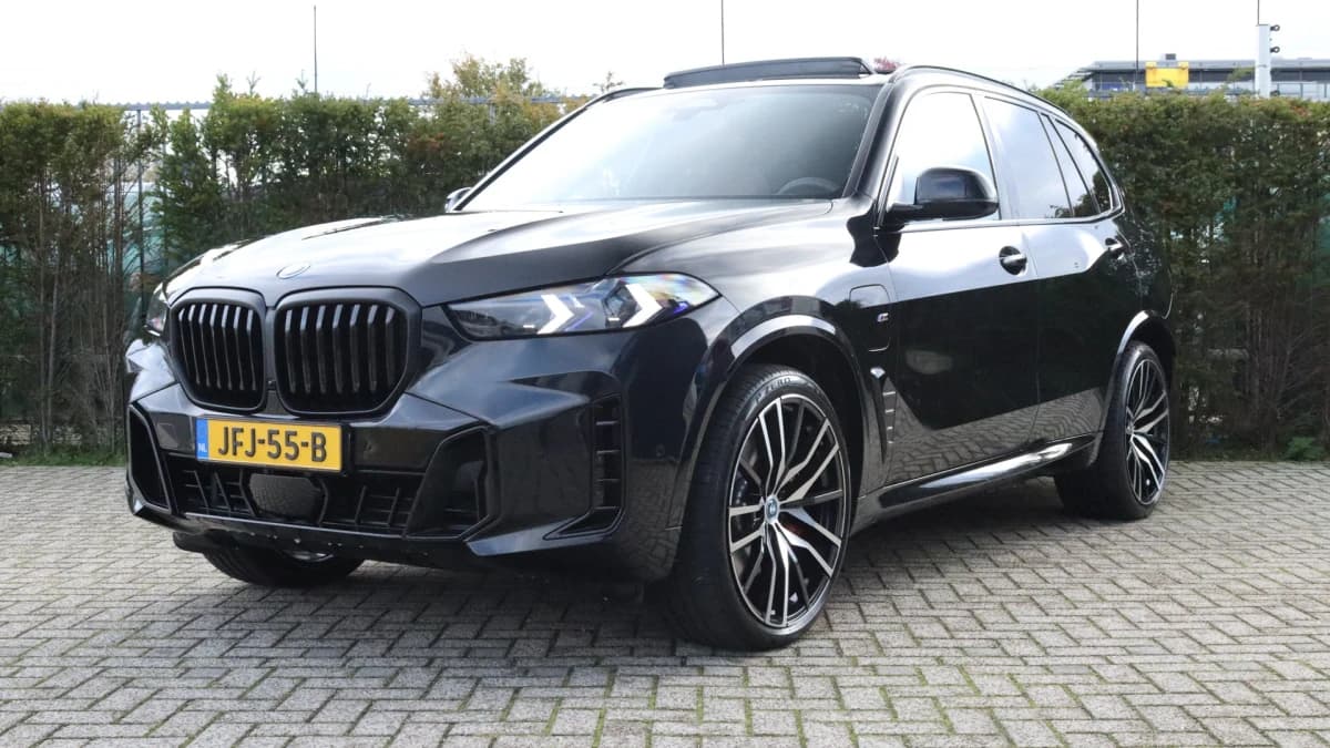 BMW X5 — foto 1