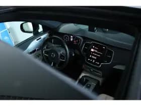 Volvo XC90 thumbnail 23
