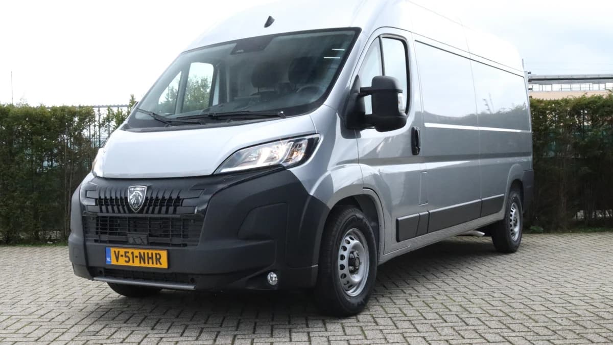 Peugeot Boxer — foto 1
